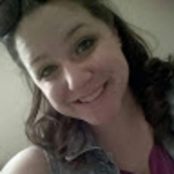 Meet your Posher, Joanie - Picture 1 of 1